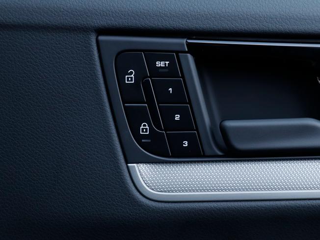 PORSCHE Cayenne Photo 24