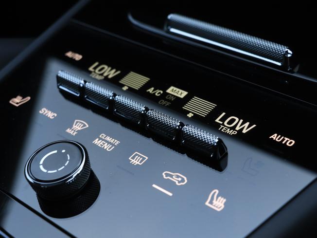 PORSCHE Cayenne Photo 28