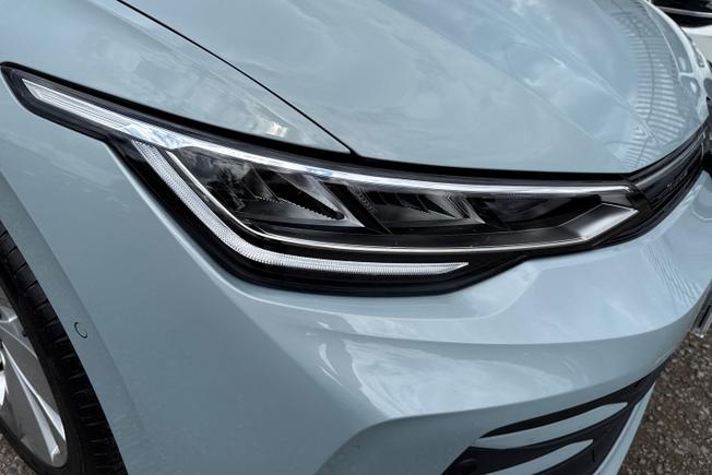 Volkswagen Golf Photo 20