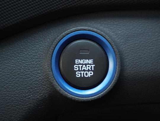 Hyundai IONIQ Photo 09044634-ab11-414f-9e96-5bd04ac10b18.jpg