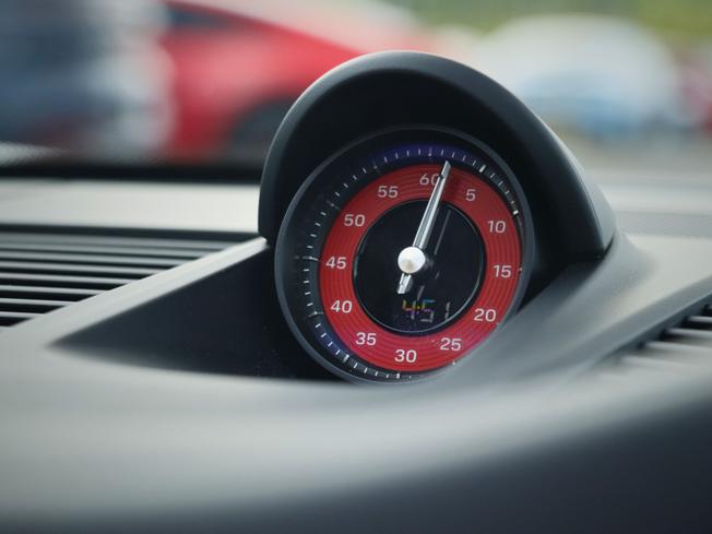 PORSCHE 911 Photo 28