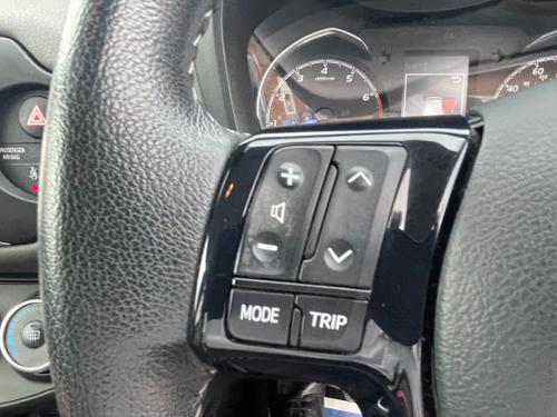 Toyota Yaris Photo 090db0ba-1a90-44c8-84c7-d7371037d749.jpeg