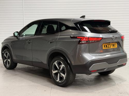 Nissan Qashqai Photo 0922b651-d376-4679-a2f2-061187741602.jpeg