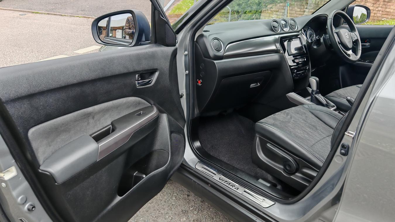 Used Suzuki Vitara BF19XXV 24