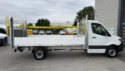 Mercedes-Benz Sprinter Photo 8
