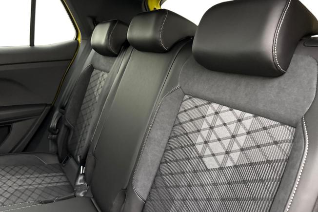 VOLKSWAGEN  T-Cross  Photo 9