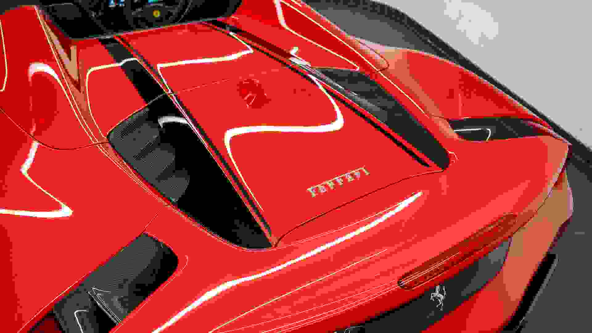 Ferrari 488 Photo 096c0153-6b91-414d-a422-d054640557ba.jpg