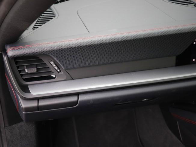 PORSCHE 911 Photo 44