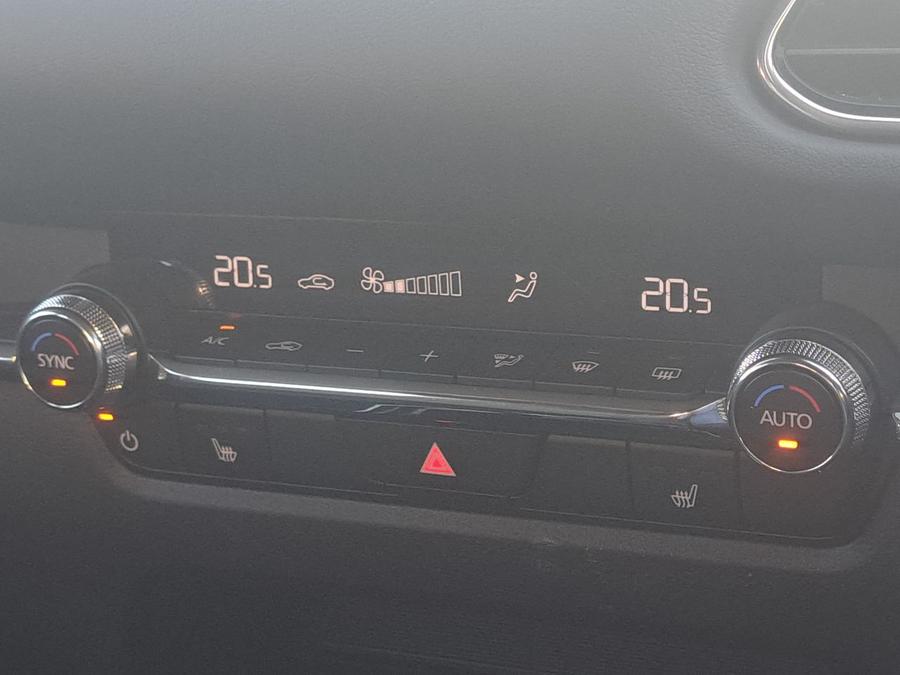 Mazda CX-30 Photo 0994af0f-c611-4770-850e-71835848f94e.jpg