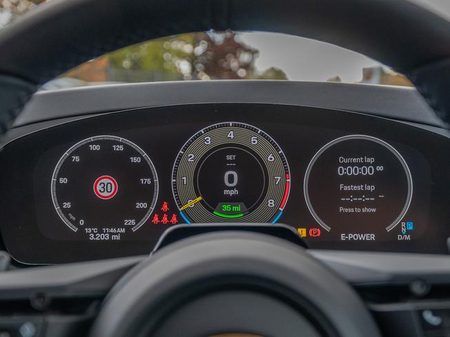 Porsche Cayenne Photo 29