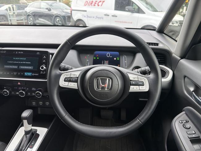Honda Jazz Photo 0997991d-91bb-4cb6-b2e0-2e7a8fc7c04f.jpg