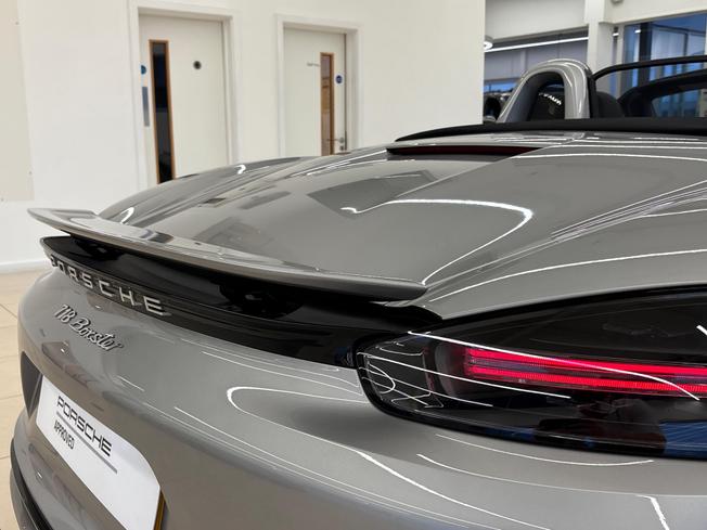 PORSCHE 718 Boxster Photo 57