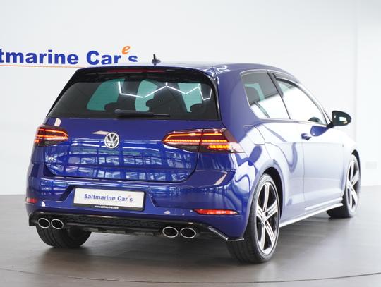 Volkswagen Golf Photo 09a5d0dd-40e4-457c-97b3-8fc12859a5d1.jpg