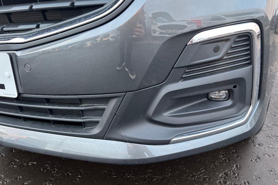 Ford TRANSIT CONNECT Photo 09c311ce-10f4-4819-b0fd-ee83ba0a7830.jpg