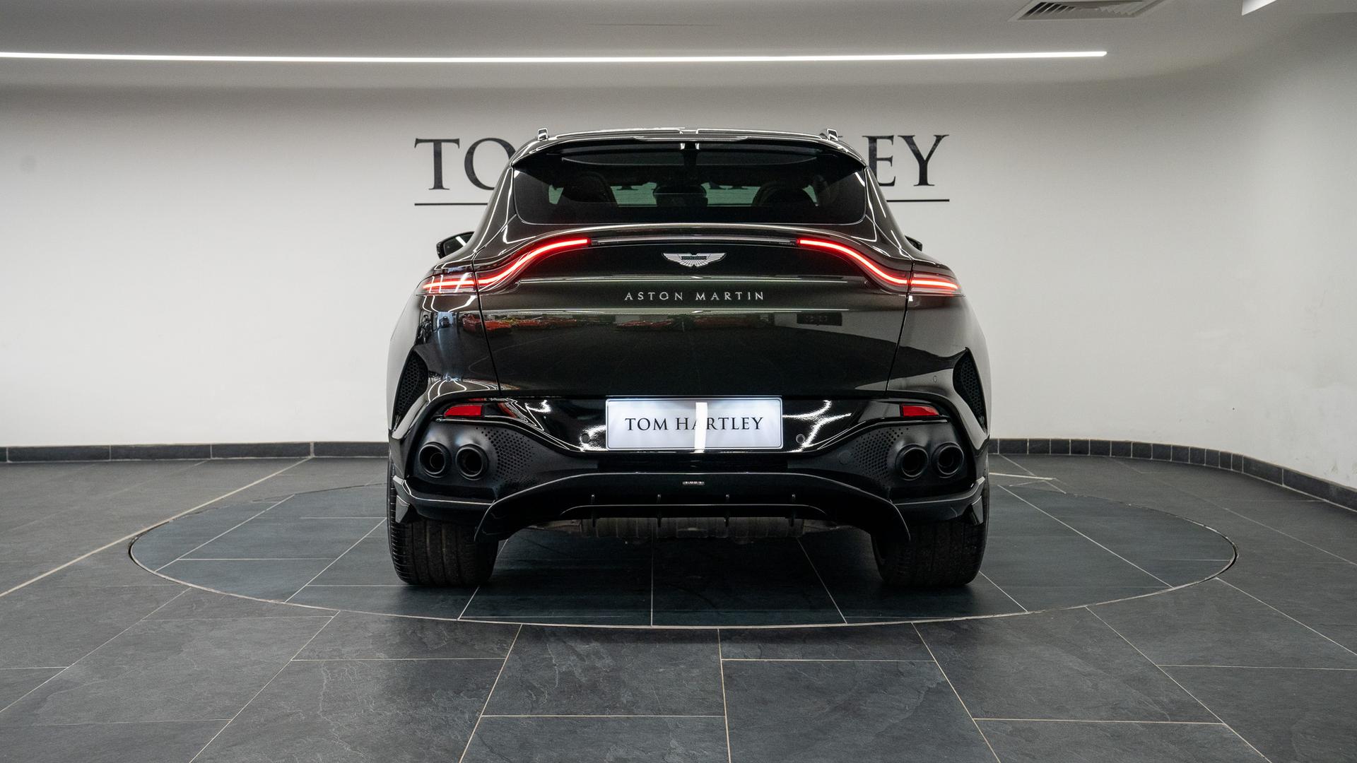 Aston Martin DBX Photo 09c97e0e-b83c-4d13-b46e-04ea53ef4063.jpg