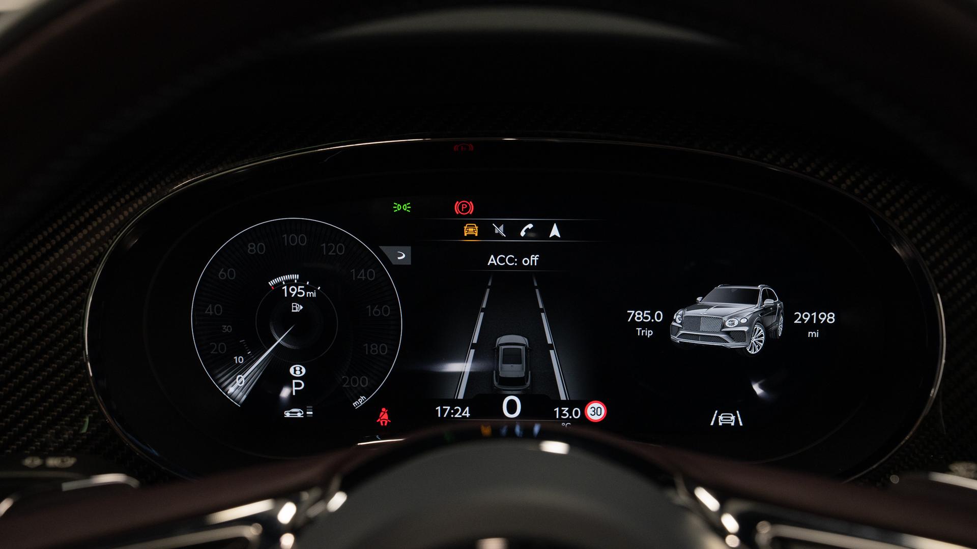 Bentley Bentayga Photo 09cfe1ac-106d-45e9-9b4c-4a653cd83e30.jpg