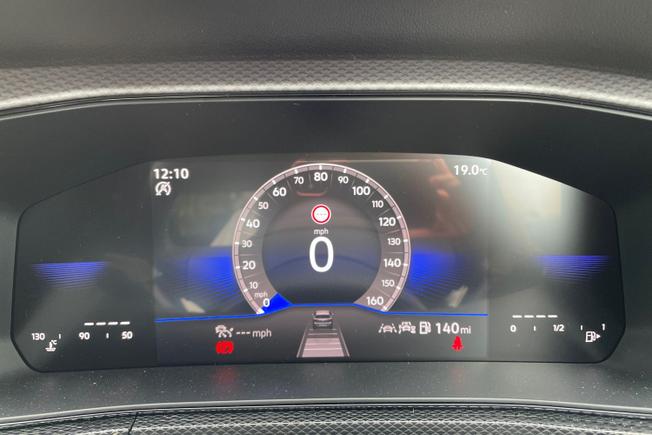 VOLKSWAGEN T-Cross Photo 16