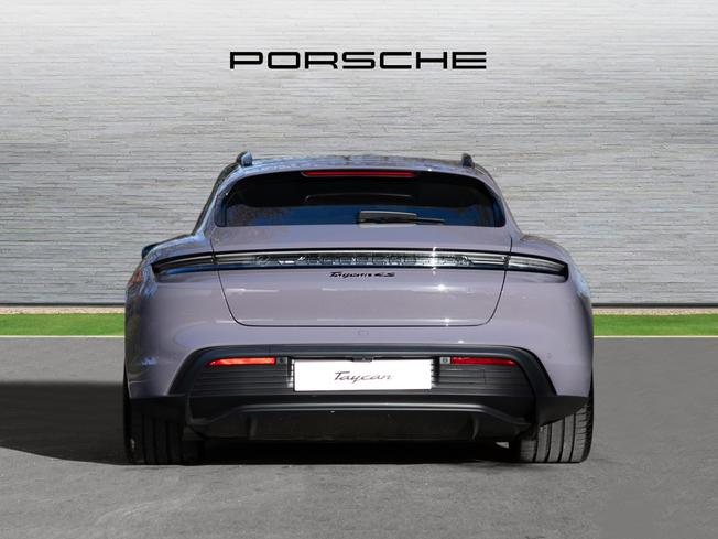 PORSCHE Taycan Photo 6