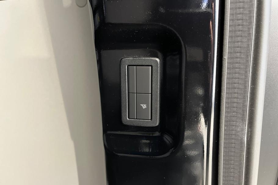 Used Ford TRANSIT CUSTOM 65/N102590 24