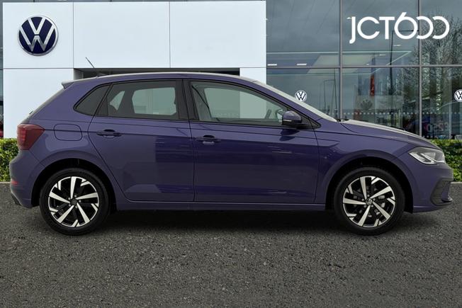 Volkswagen  Polo  Photo 4