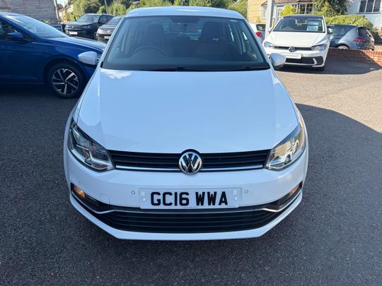 Volkswagen Polo Photo 0a46c36d-a2a2-4346-b0b1-919ae242e1e2.jpg