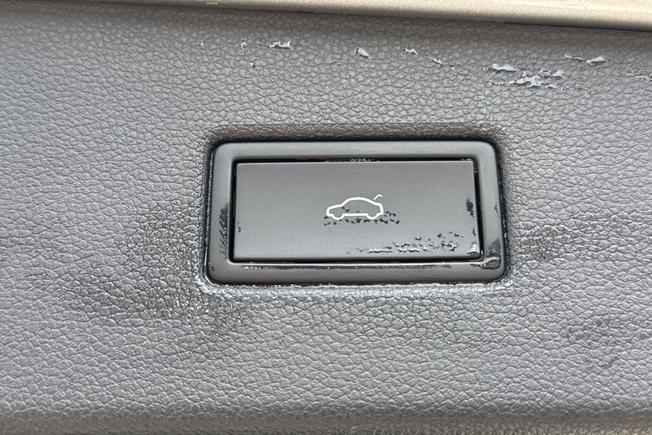 VOLKSWAGEN Tiguan Photo 24