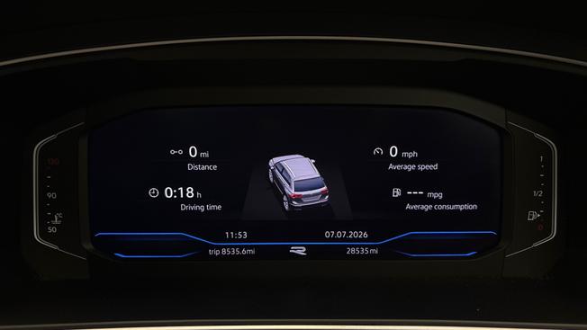 VOLKSWAGEN Tiguan Photo 9