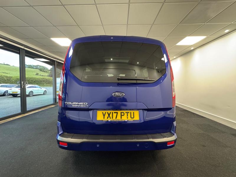 Ford Tourneo Connect Photo 0a73c597-79db-4296-b8b6-b2785026f065.jpg