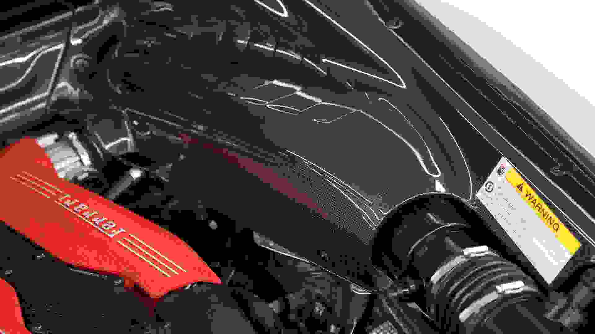 Ferrari 488 Photo 0a73eee6-9d03-48e0-897a-066d774d4526.jpg