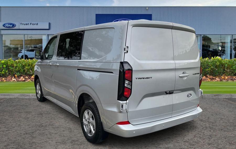 Ford TRANSIT CUSTOM Photo 0a7f80f0-cc36-4cce-a2cd-efb1f52675dc.jpg