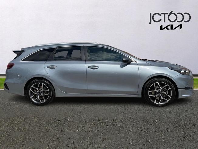 KIA Ceed Photo 4