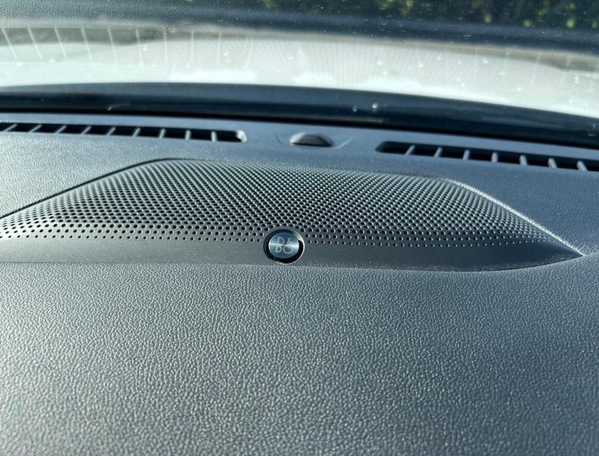 Ford Kuga Photo 0a871701-0ebe-48a6-a68c-563b796d3157.jpg