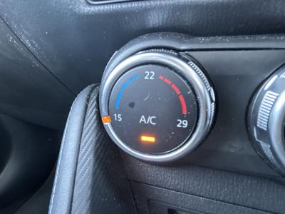 Mazda Mazda2 Photo 18
