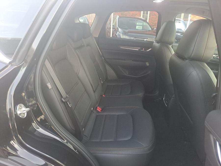 Mazda CX-5 Photo 0a902bf4-817d-4ab7-b667-ee9d5b942517.jpg