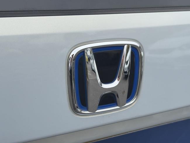 Honda Jazz Photo 0aa32a39-f8aa-44c0-ab0e-87567a3b2e52.jpg
