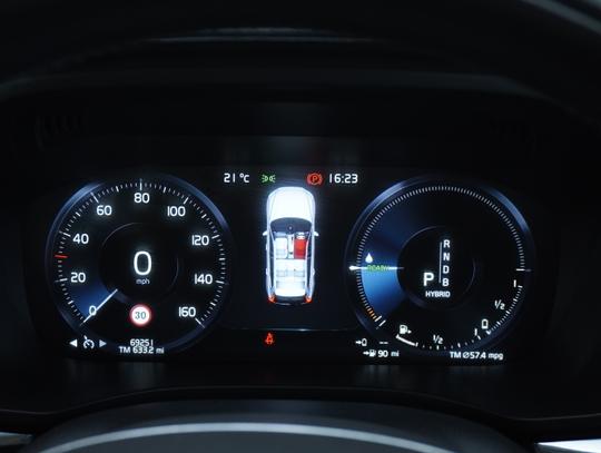 Volvo XC60 Photo 0ac46fb2-fe7d-45ab-bff5-d8f8efb44a7f.jpg