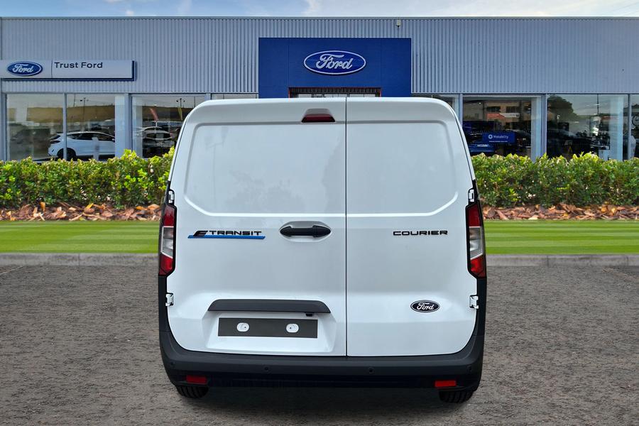 Ford E-TRANSIT COURIER Photo 0ad235ed-f1bc-4394-9176-013c497f7f08.jpg