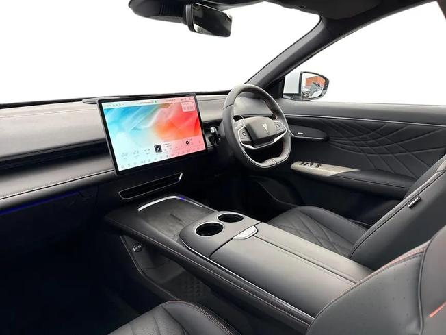 CHANGAN Deepal S07 Photo 2