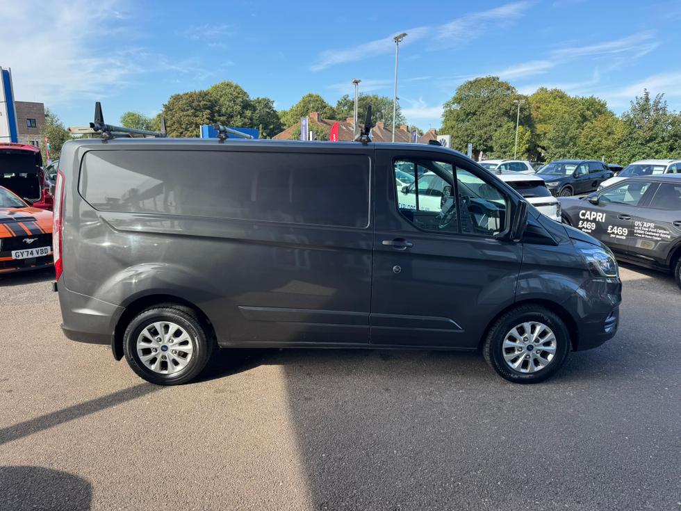 Ford Transit Custom Photo 0ae60ee9-df50-4ab2-bca6-e5f3bd26efef.JPEG