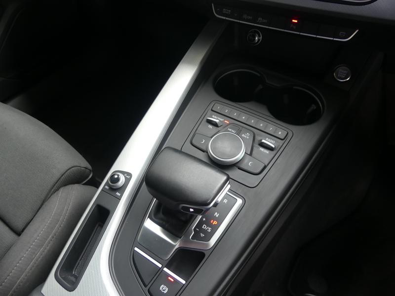 Audi A4 Photo 0aedf106-b033-472b-b723-1bcfc71e2166.jpg