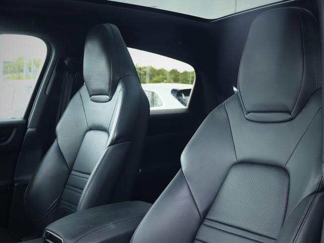 PORSCHE Cayenne Photo 22