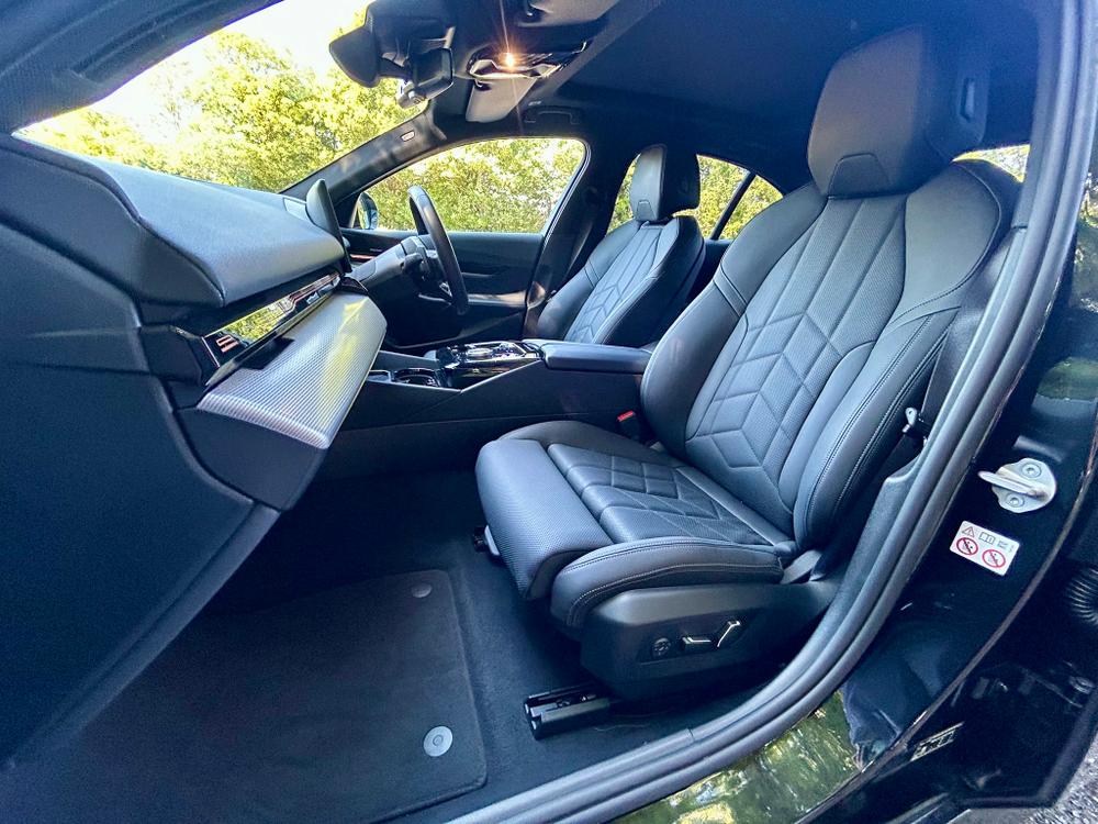 Used BMW 5 Series YF24AYD 36