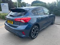 Ford Focus Photo 5