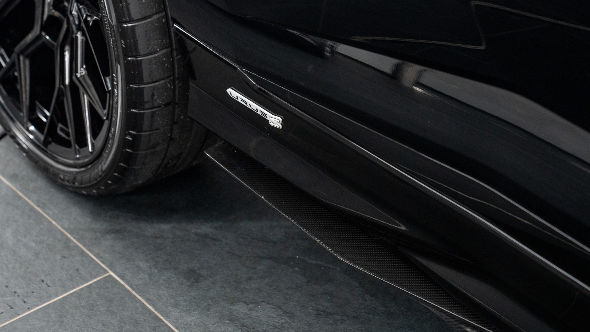 LAMBORGHINI Urus Photo 0b10e64c-abee-4d9d-8870-2dca83944a4e.jpg