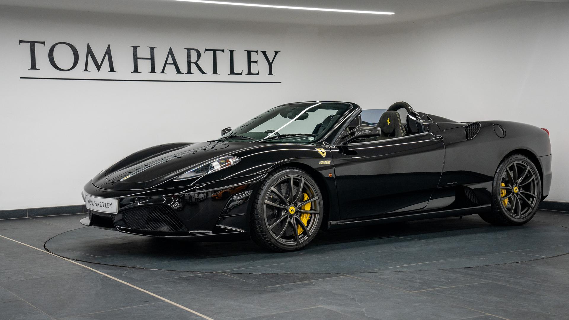 Ferrari 430 Photo 0b19bbcb-2d12-45b6-9309-a8710eb8d7a8.jpg
