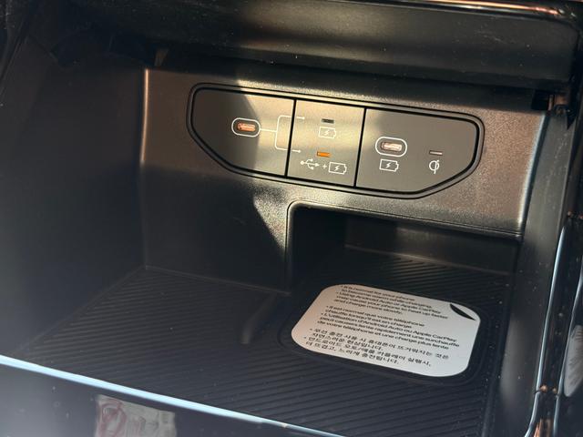 Kia Sorento Photo 0b217921-316c-4e91-9978-b7e00fa04f34.jpg