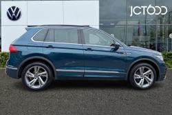 VOLKSWAGEN Tiguan Photo 4