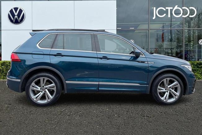 VOLKSWAGEN Tiguan Photo 4