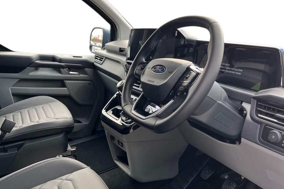 Used Ford TOURNEO CUSTOM 18/N123243 14