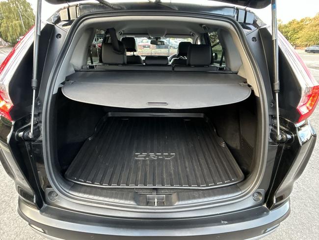 Honda CR-V Photo 0b3d2b71-1f8c-407b-931d-2d45c68192f0.jpg